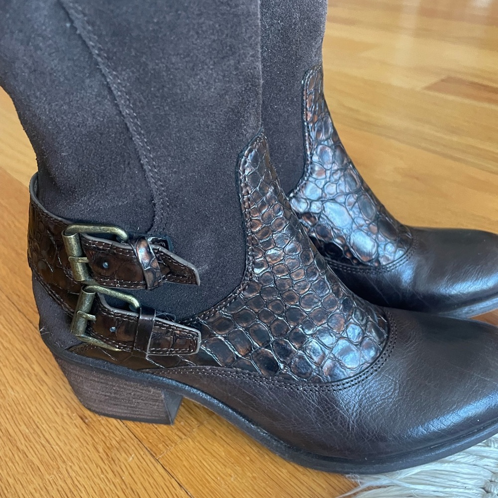 Women's Brown Leather Boots